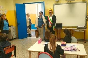 Gli auguri per il nuovo anno scolastico agli studenti di Massa da parte del sindaco Persiani e dell&#039;assessore Bertoneri