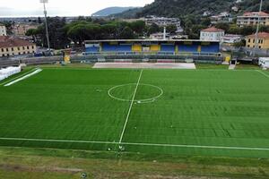 Carrarese Mantova: il primo storico debutto dei gialloazzurri in B allo Stadio dei Marmi