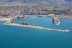 Porto di Marina di Carrara: manca l&#039;unità territoriale ed è a rischio il piano regolatore