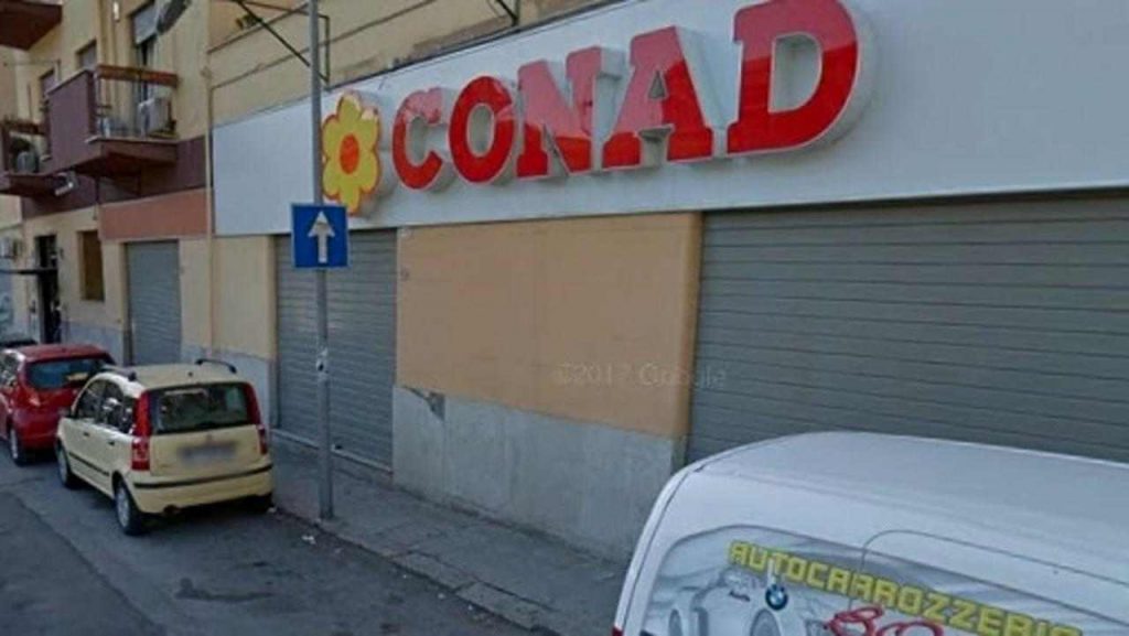 Conad costretto a chiudere (Fonte web) - Lagazzettadimassaecarrara.it