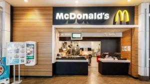 Mc-Donalds (Fonte web) - Lagazzettadimassaecarrara.it